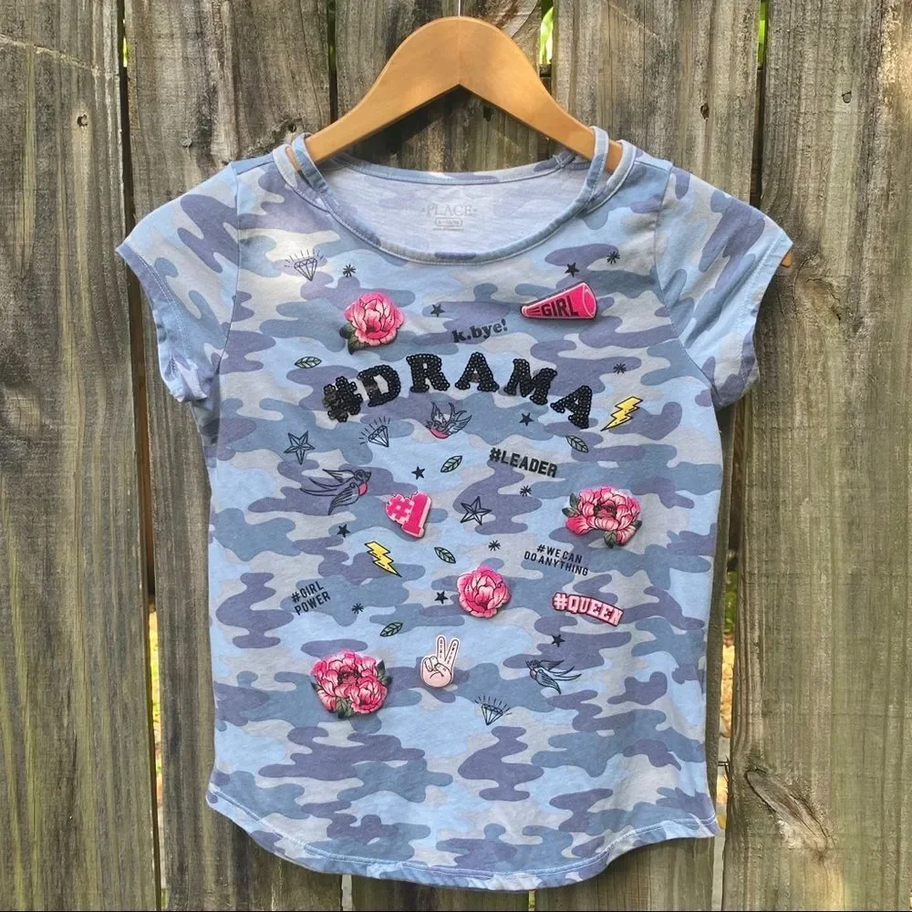 Girl’s Blue Camo Graphic T-Shirt Sz L 10/12